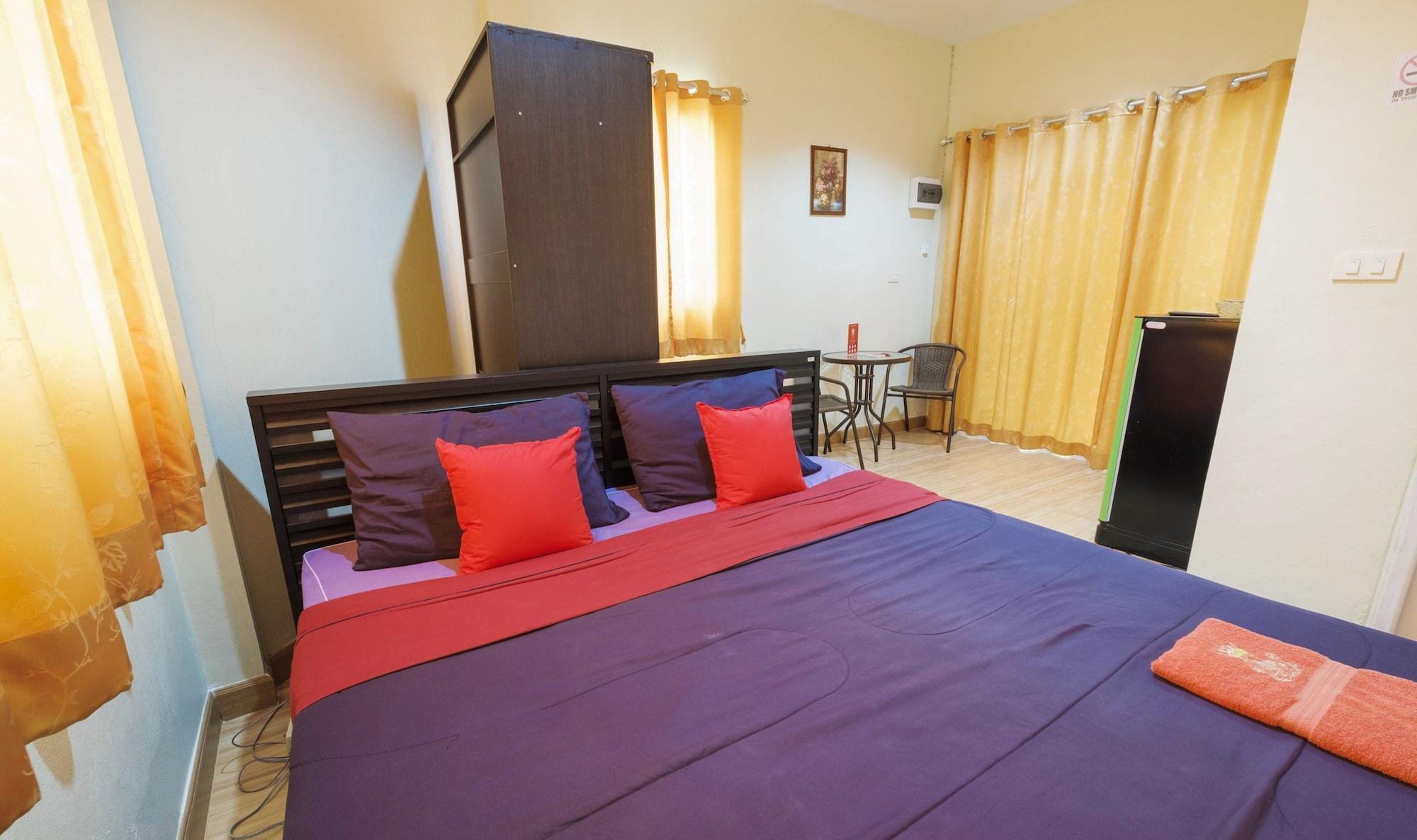 Nittaya Residence Паккрет Екстер'єр фото