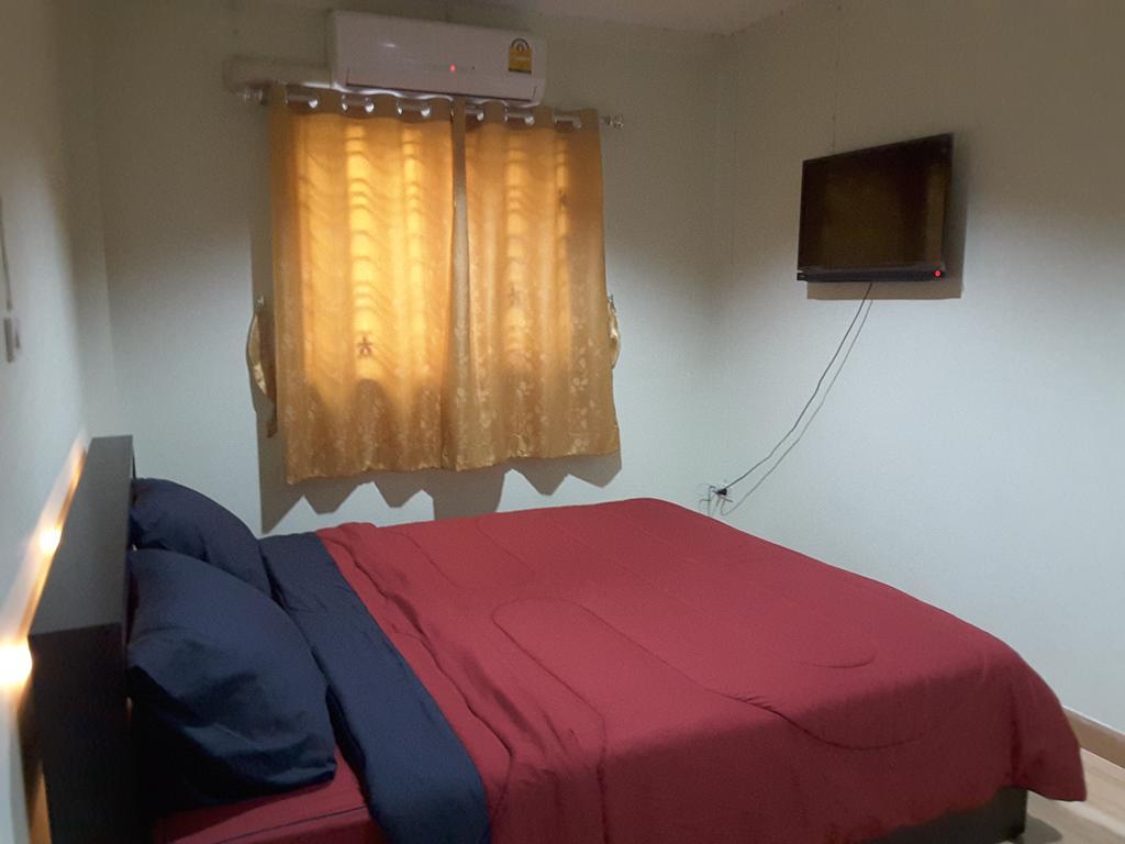 Nittaya Residence Паккрет Екстер'єр фото