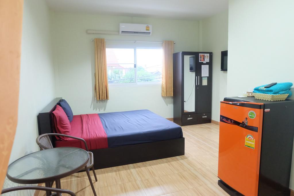 Nittaya Residence Паккрет Екстер'єр фото