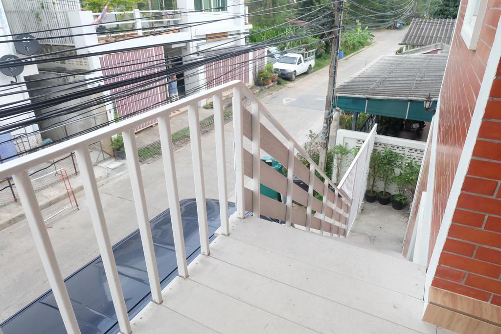 Nittaya Residence Паккрет Екстер'єр фото