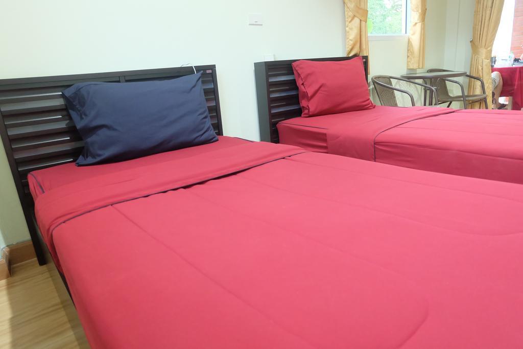 Nittaya Residence Паккрет Екстер'єр фото