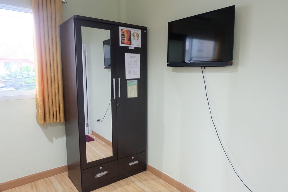 Nittaya Residence Паккрет Екстер'єр фото