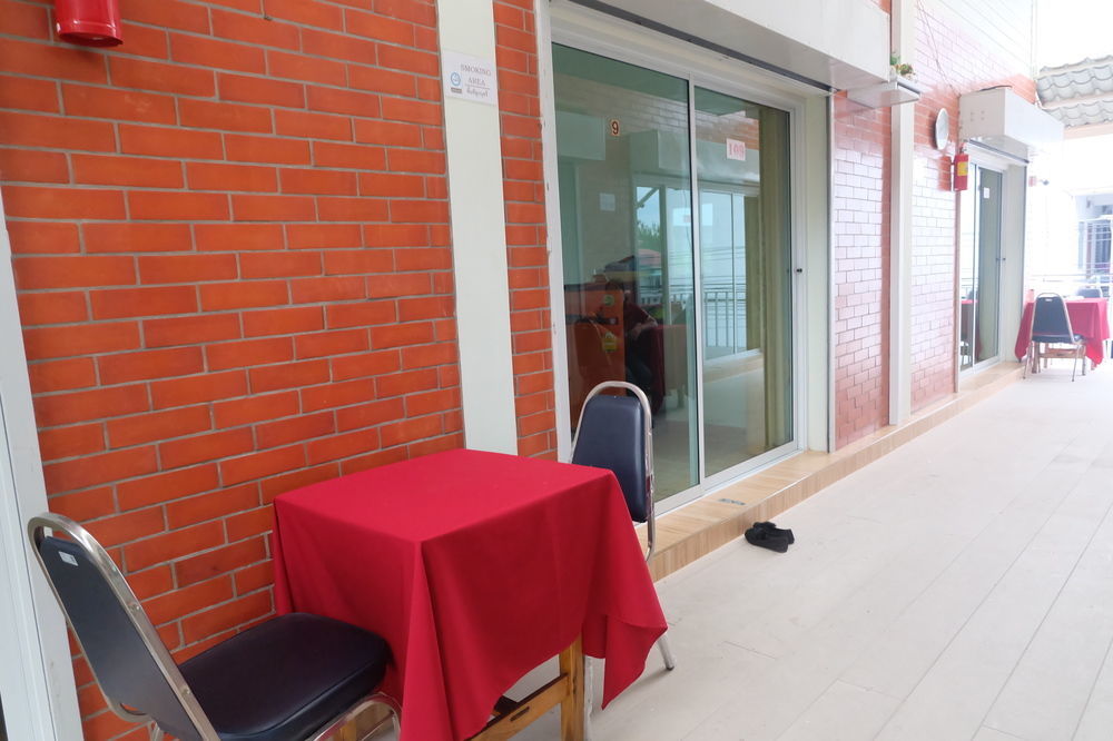 Nittaya Residence Паккрет Екстер'єр фото